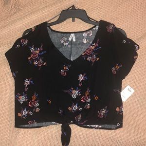 Mudd floral croptop